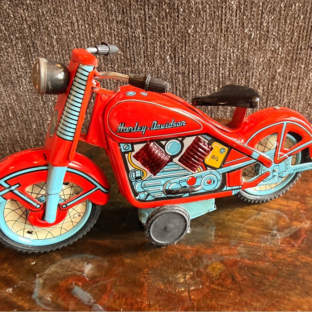Harley-Davidson Red Metal Motorcycle toy
